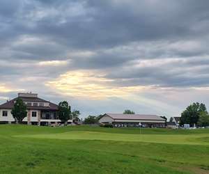 Creekside Inn Pavilion