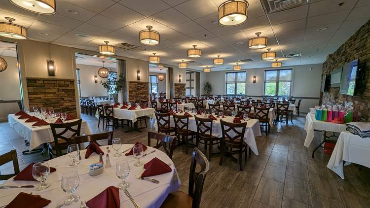 Creekside Inn Dining Banquet Even Room